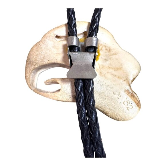 Vtg Stan Hill Jr Iriquois Carved Eagle Head Bolo Tie Signed Black Leather READ - Picture 6 of 7